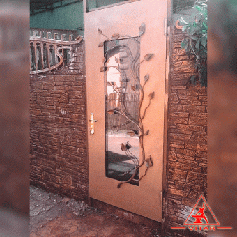Входные металлические двери с элементами ковки 0002